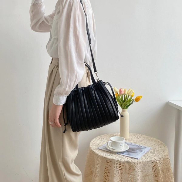 sac plissé en noir